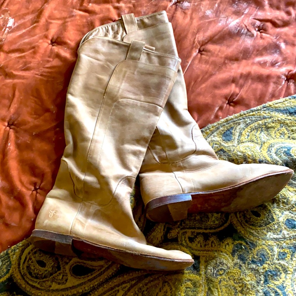 Frye tan boots